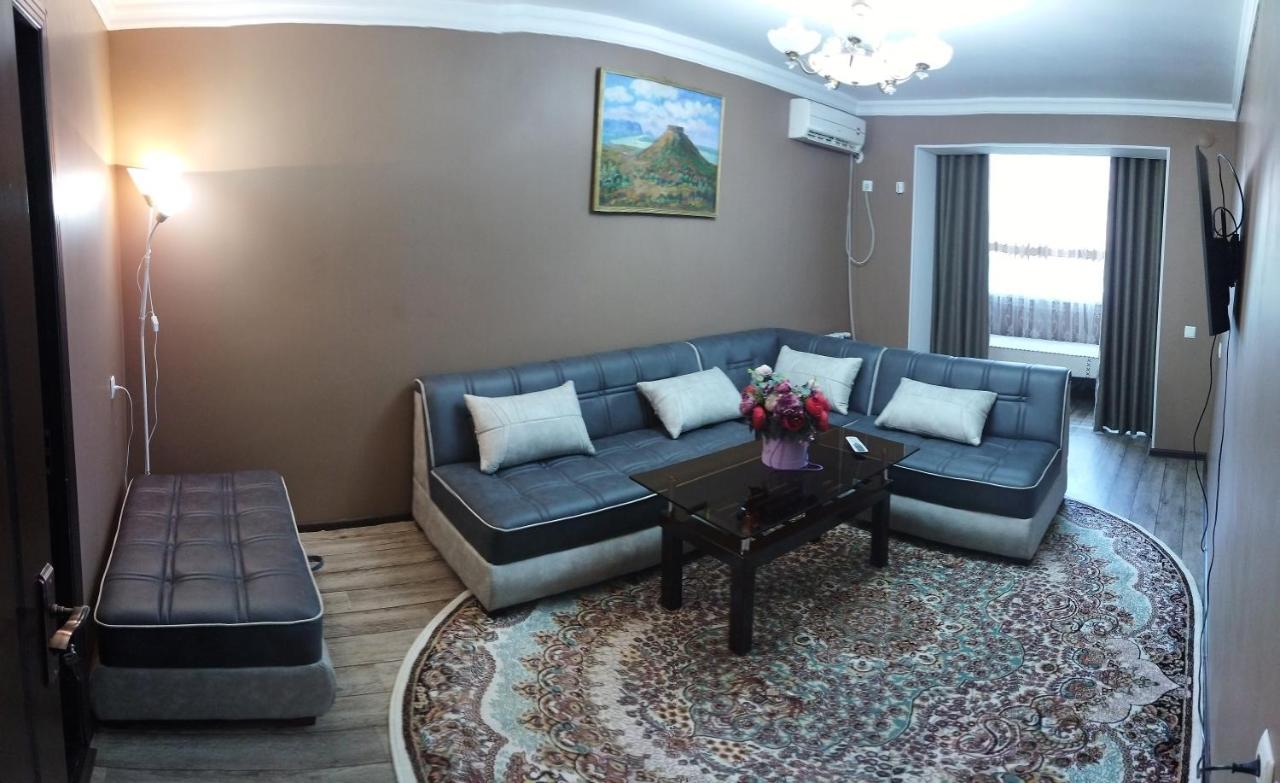 Apartment Near Farkhadskiy Bazar Tashkent Exterior photo